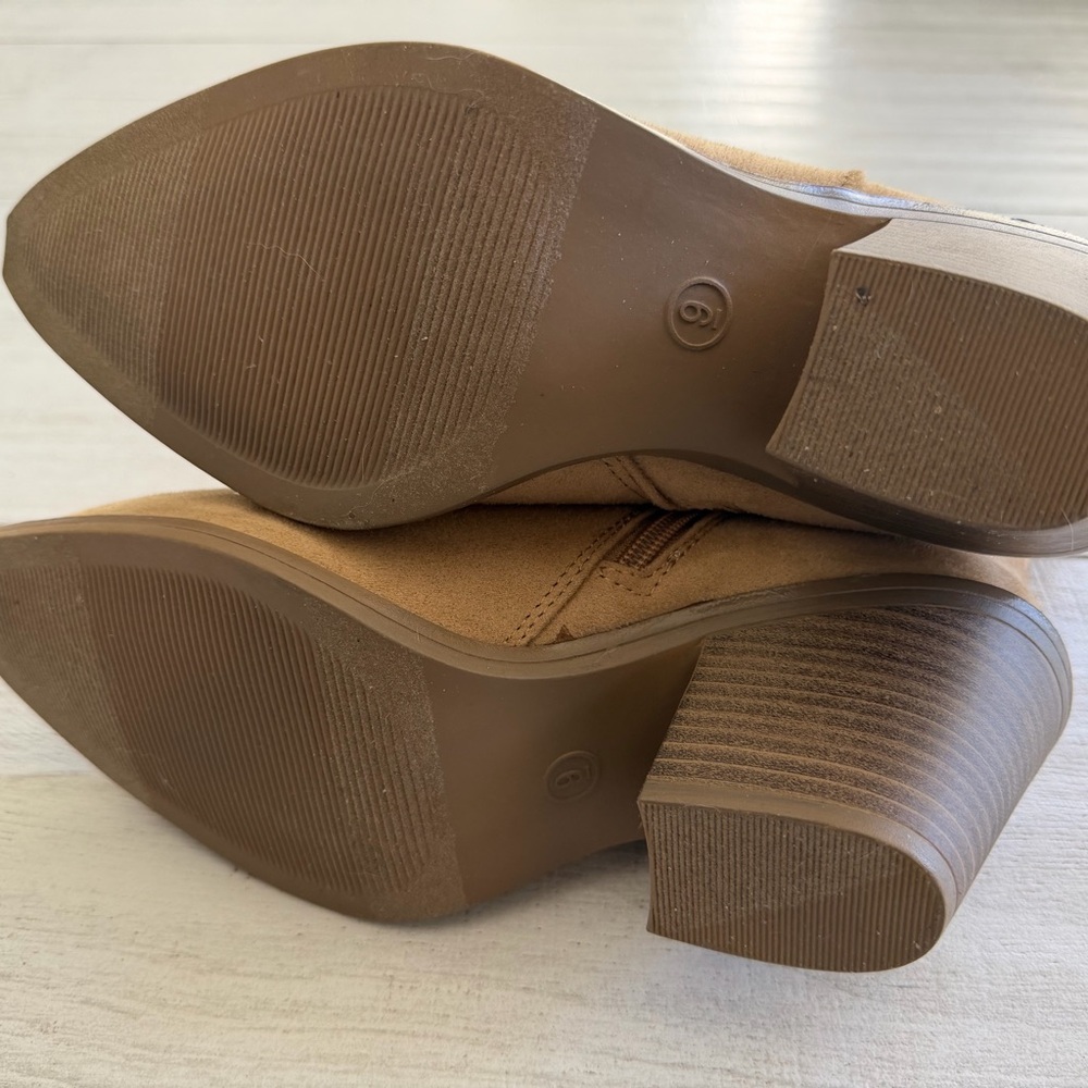 Universal Thread Tan Suede Pointed-Toe Western An… - image 6